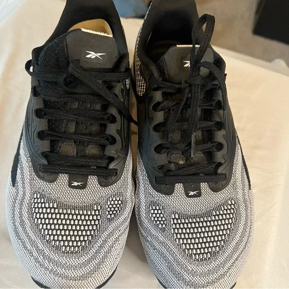 Reebok Women's Black and White Training Shoes NANO X2 SIZE 8 - Picture 2 of 5